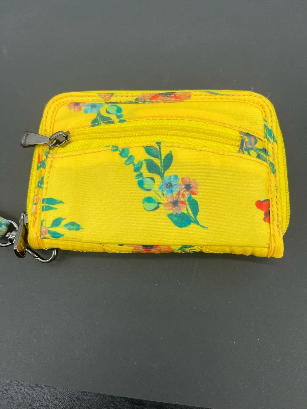 ⭐️lug Rodeo Teal and Yellow Quilted Floral Wristlet